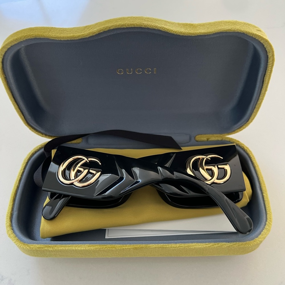 Gucci sunglasses